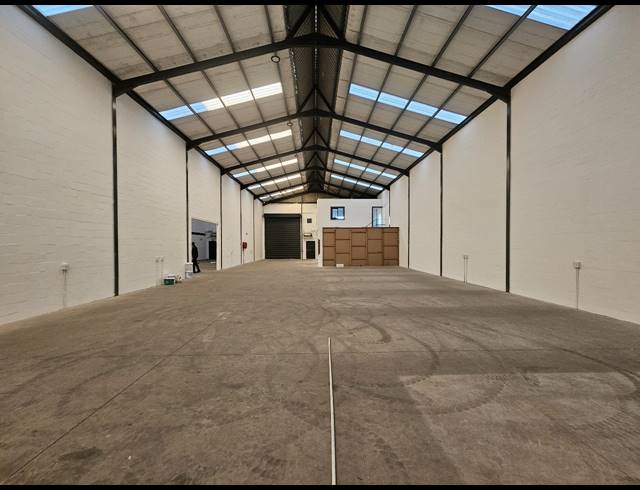 840M² WAREHOUSE TO LET IN RIVERGATE